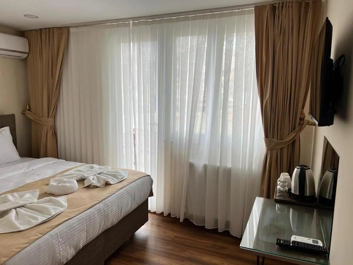 Taksim Nacre 360 Suit Istambul 0*,